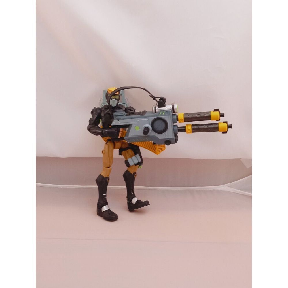 GI Joe Sigma 6 Duke Frontal Assault 2006 Figure and Weapons